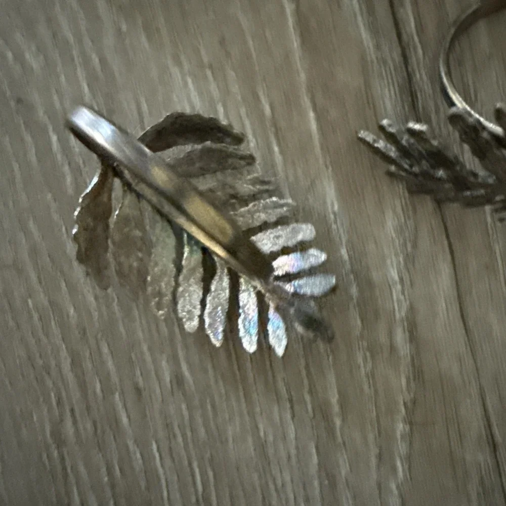 Vintage Silver‎ Metal Leaf Design Napkin Rings Set Of 4